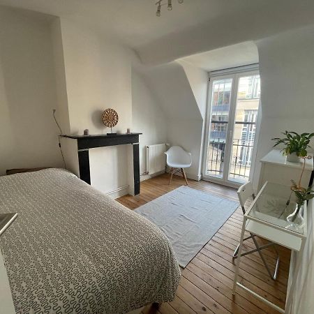 Charming Room In Eu District Брюссель Экстерьер фото